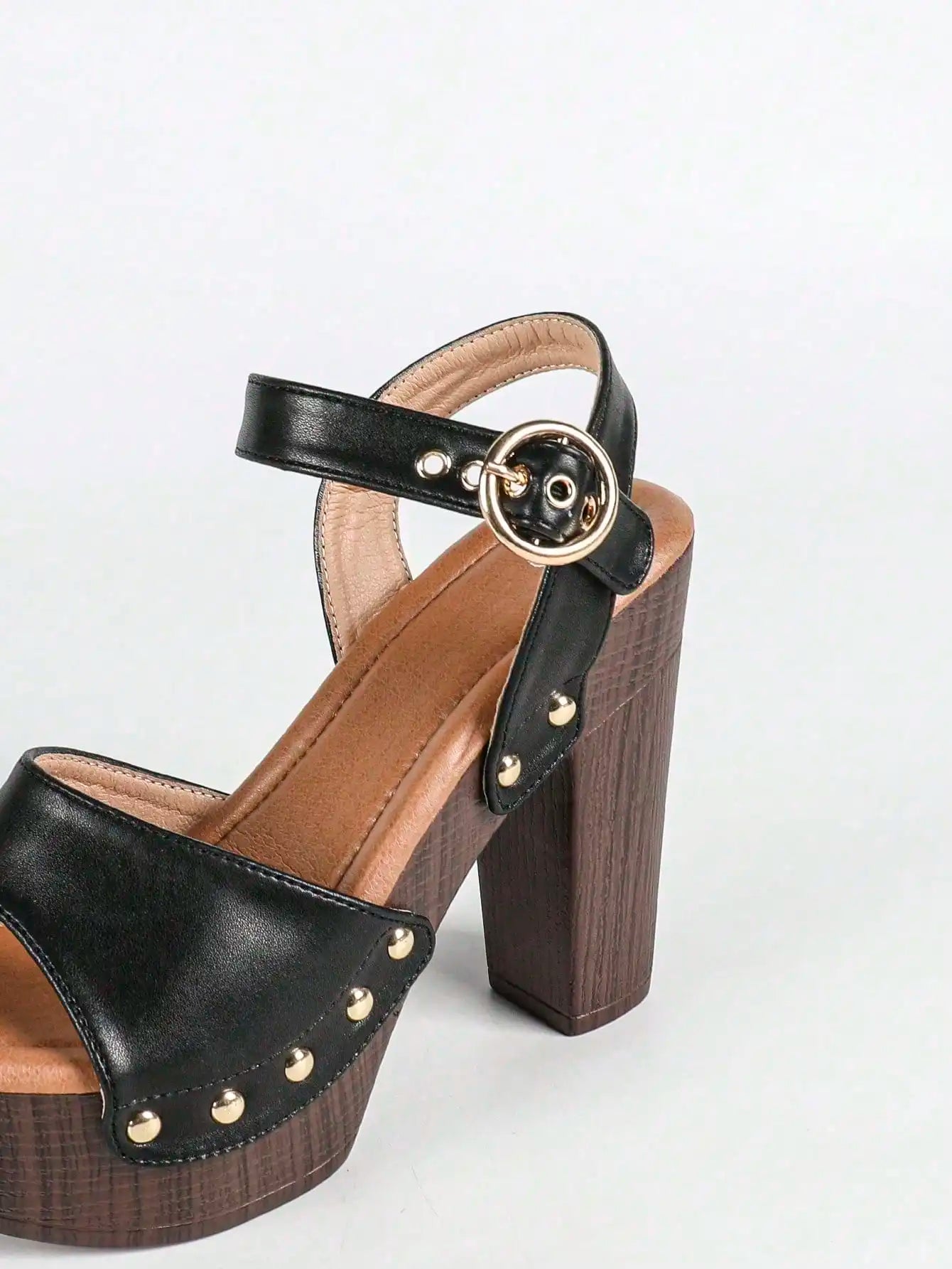 Women's Bold Buckles Studded Wedge Sandals With Platform Heels