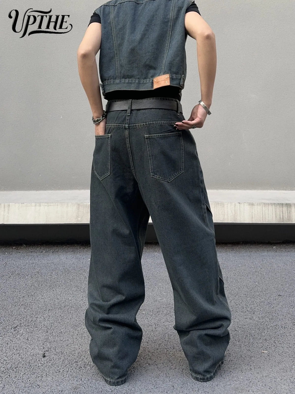 UPTHE Men's Baggy Wide Leg Denim Jeans With Spliced Details